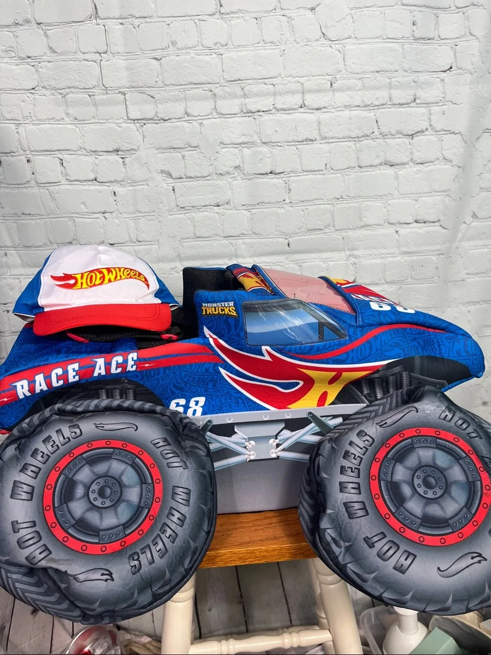 Hot Wheels Ride Along Monster Truck Costume ages 3-5 Toddler OSFM